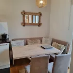 Claudia 3 라우리스